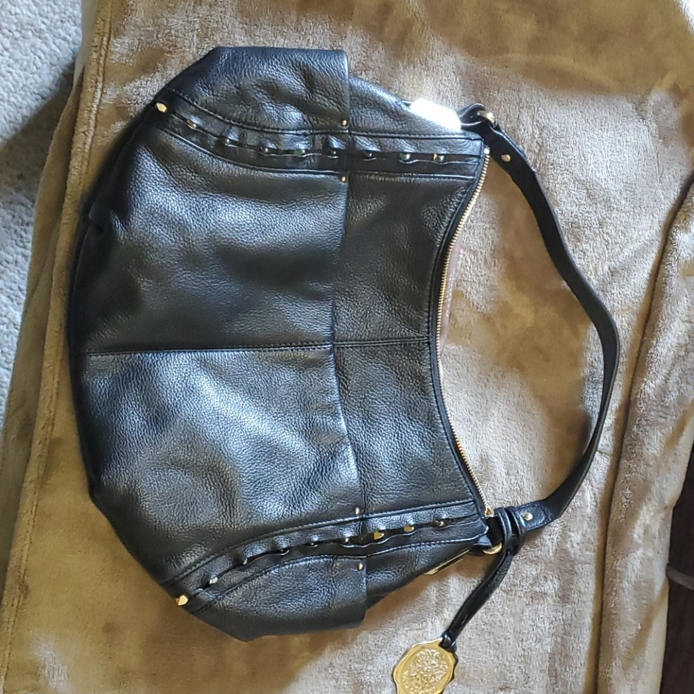 Black Vince Camuto bag